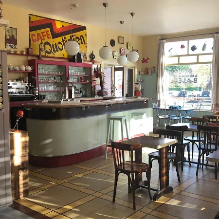 Nocleg ze śniadaniem Le Relais De La Baie - D'hotes 3*